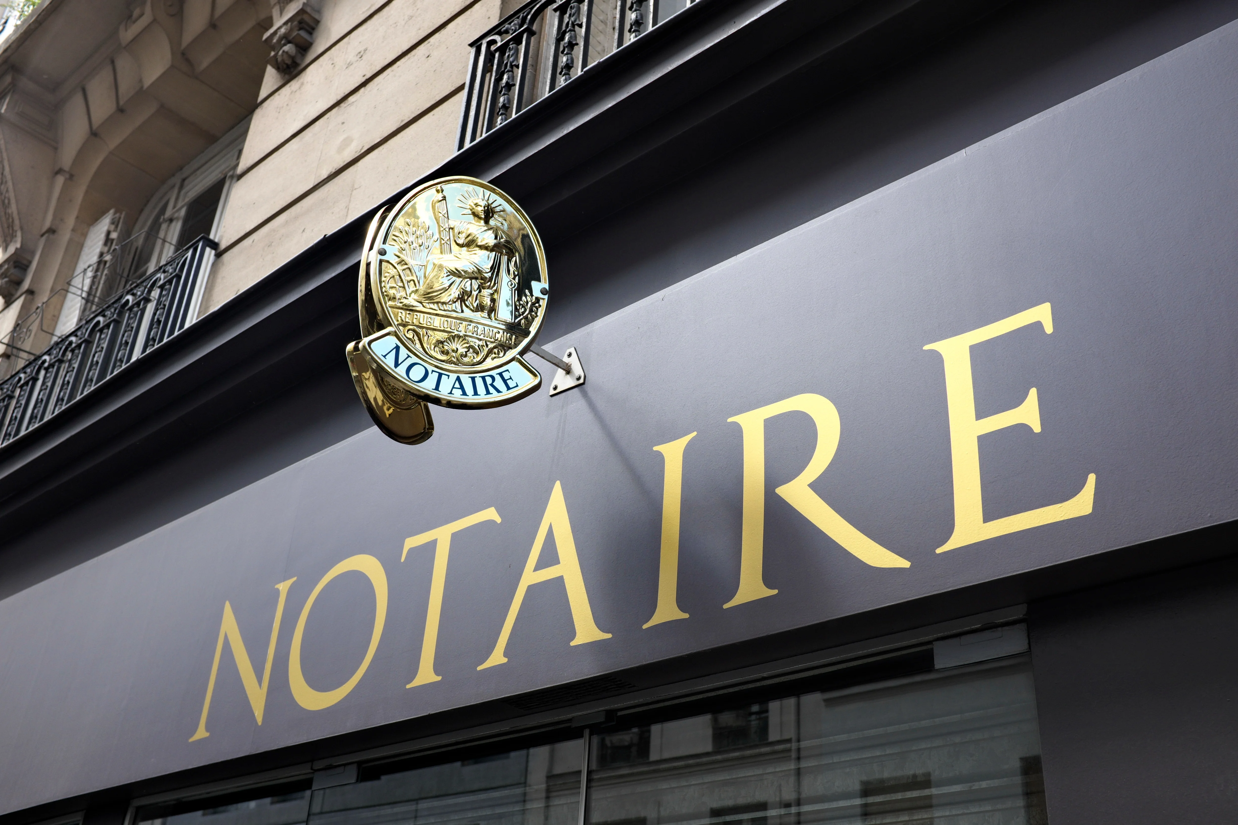 How to Reduce Notary Fees When Purchasing a Property